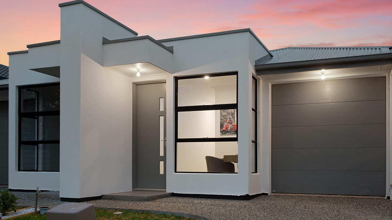 003_Open2view_ID649580-27_Gwinganna_Ave_Holden_Hill-1-scaled-1280x720