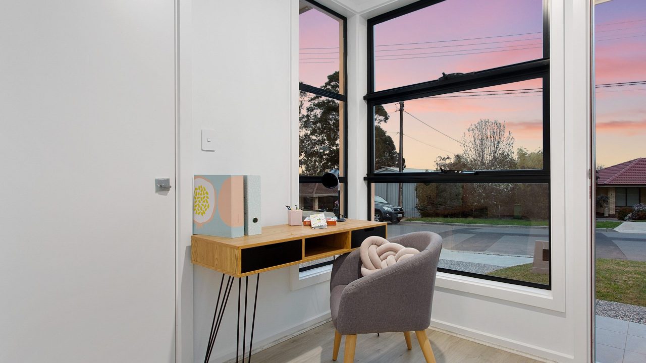 005_Open2view_ID649580-27_Gwinganna_Ave_Holden_Hill-1-scaled-1280x720